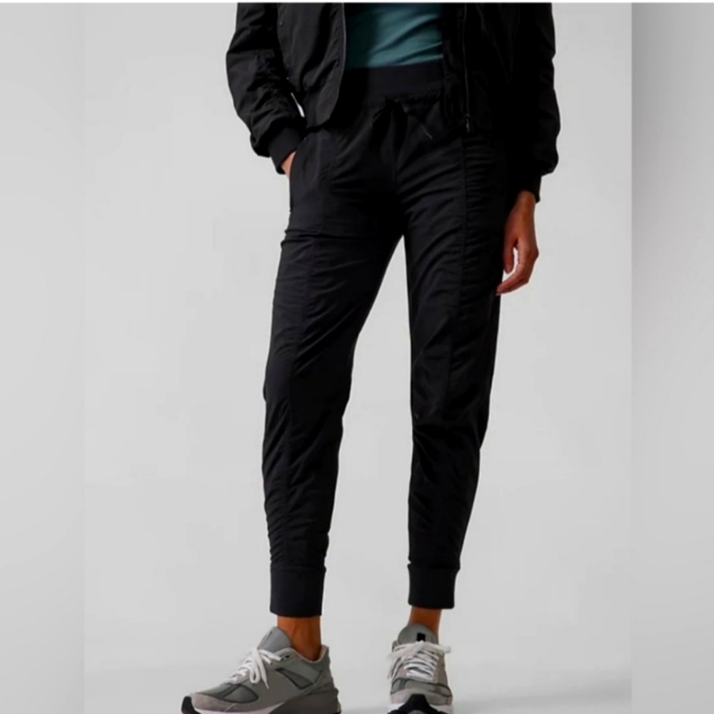 ATHLETA Attitude Lined Pants ll 12P Black